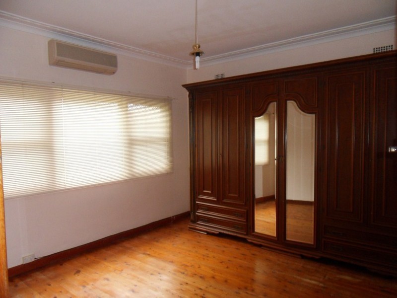 142 Lansdowne Road, Canley Vale NSW 2166