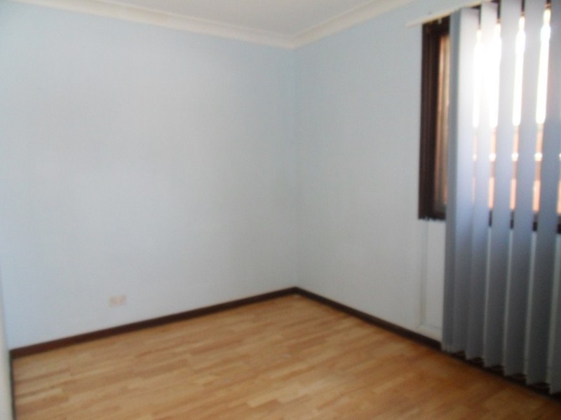 1 Glenlea Street, Canley Heights NSW 2166