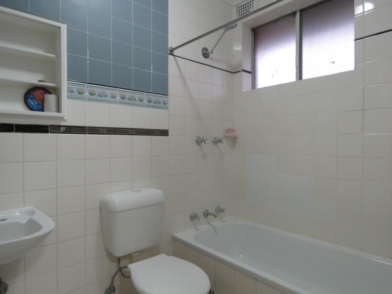 11/2-4 Bridge Street, Cabramatta NSW 2166