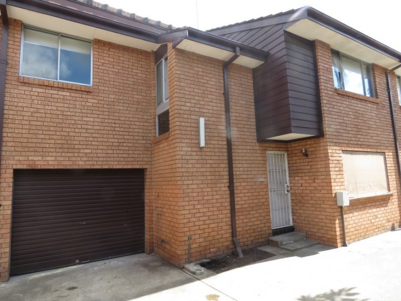 2/35 Hughes Street,, Cabramatta NSW 2166