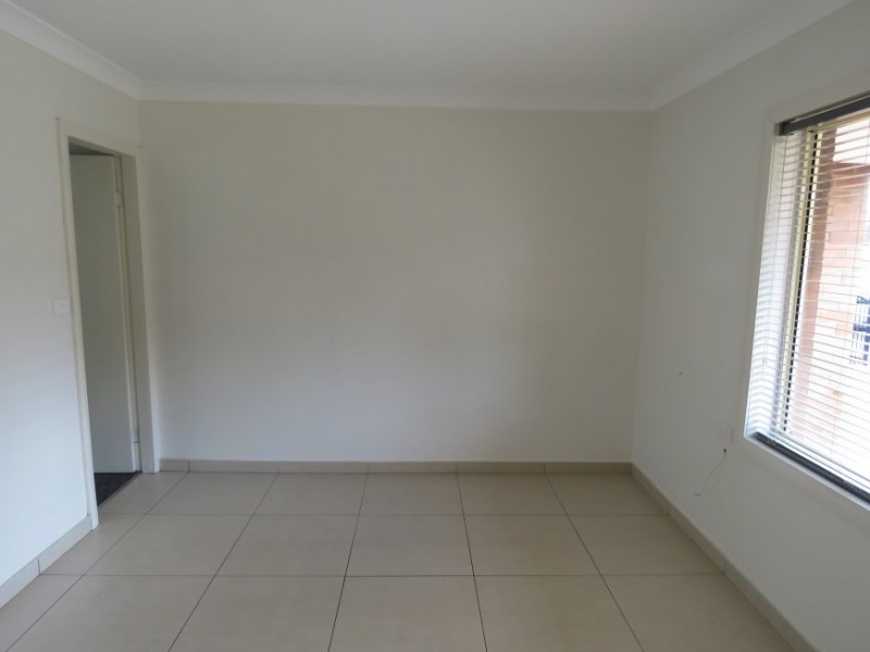 10/20-22 friend way, Mount Pritchard NSW 2170