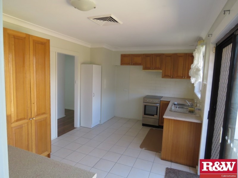 216 St Johns Road,, Bradbury NSW 2560