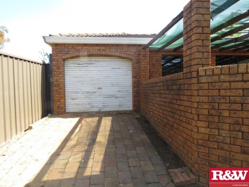 216 St Johns Road,, Bradbury NSW 2560