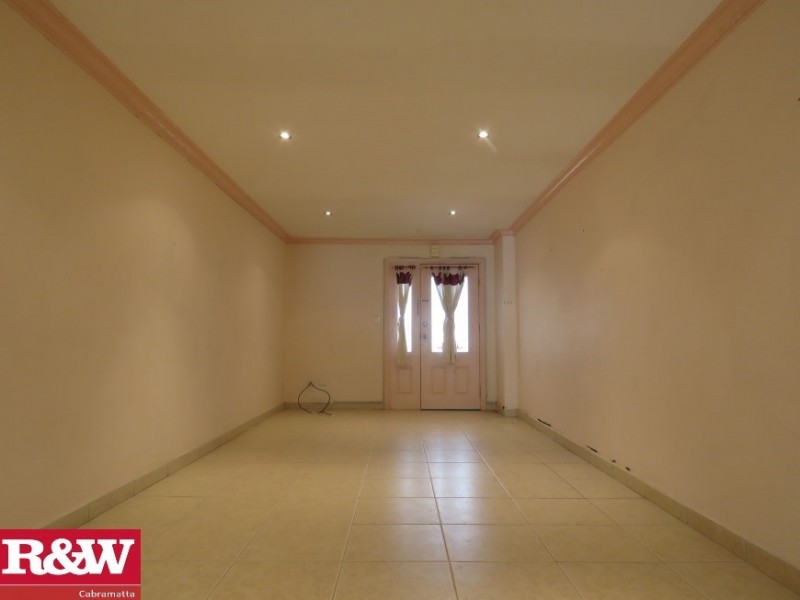 2/24 Wyong Street, Canley Heights NSW 2166