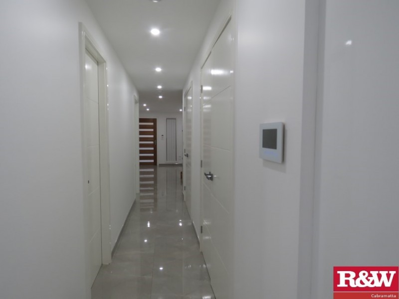 24B Torrens Street, Canley Heights NSW 2166