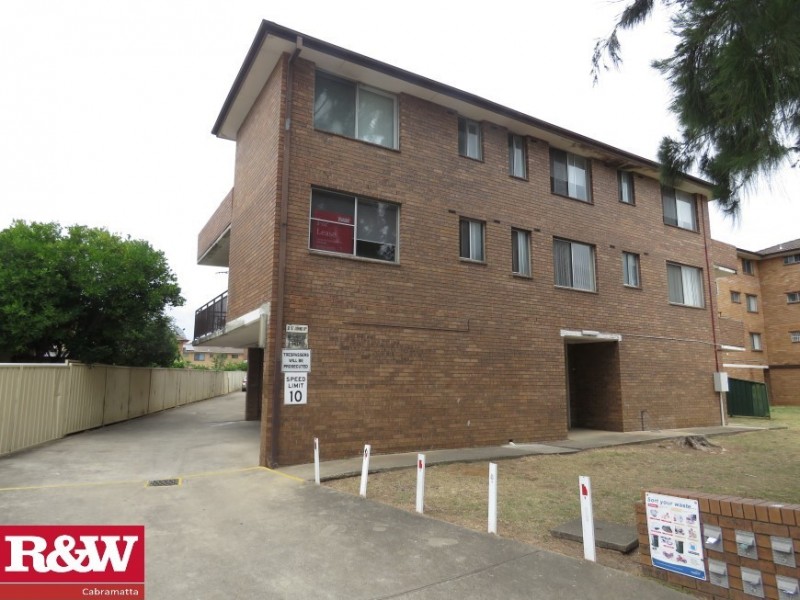 3/2 St  Johns Road, Cabramatta NSW 2166