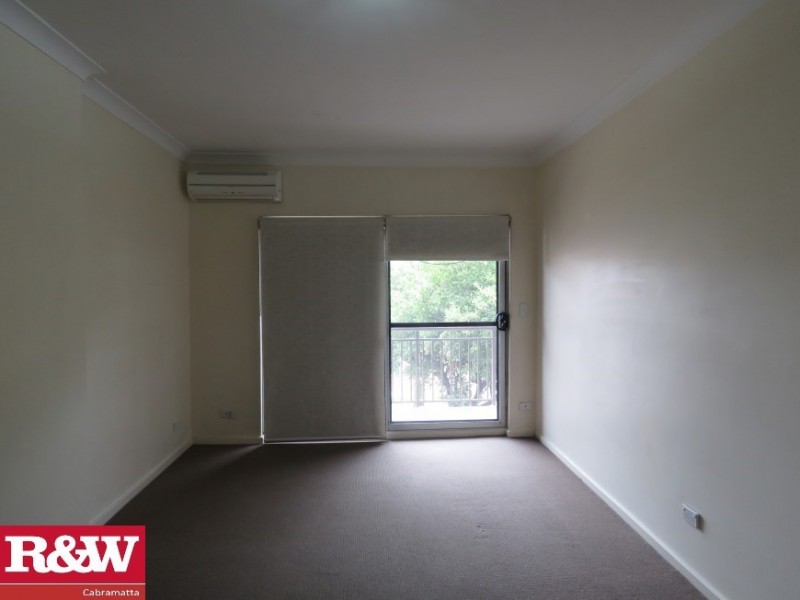 3/2 St  Johns Road, Cabramatta NSW 2166