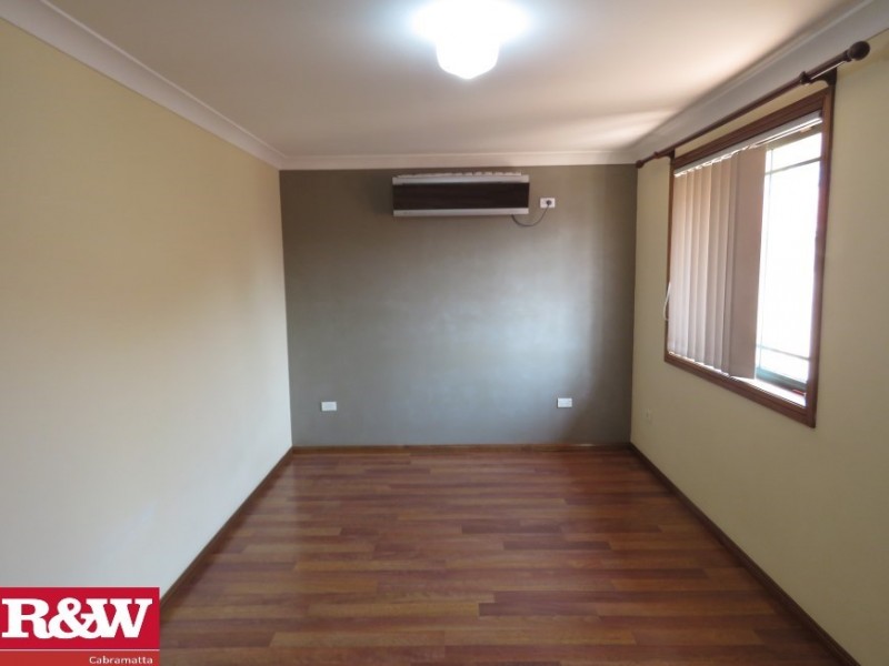 2/160 Meadows Road, Mount Pritchard NSW 2170