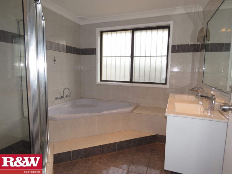 17 Humphries Road,, Wakeley NSW 2176