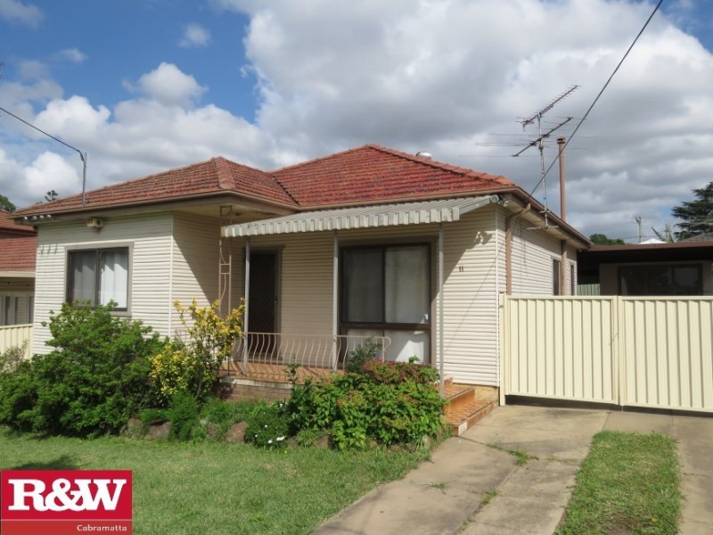 11 Phillip Ave, Cabramatta NSW 2166