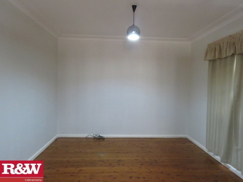 11 Phillip Ave, Cabramatta NSW 2166