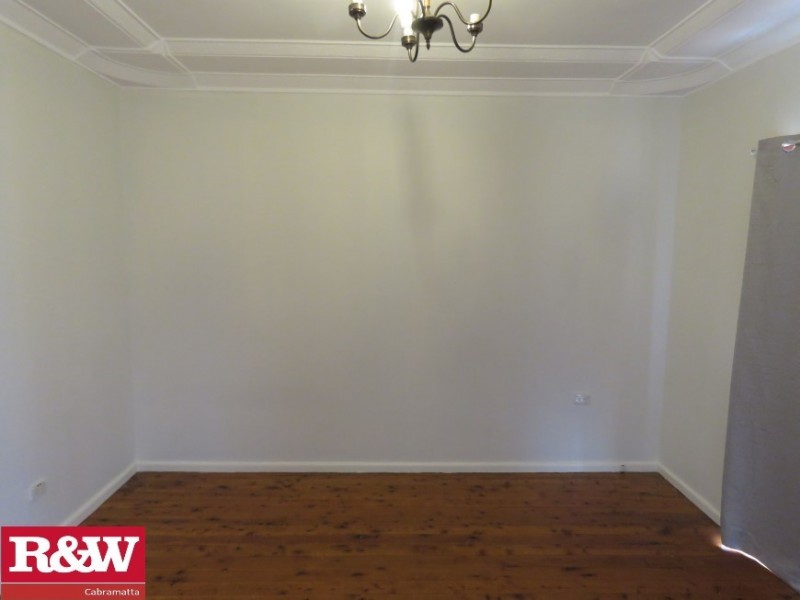 11 Phillip Ave, Cabramatta NSW 2166