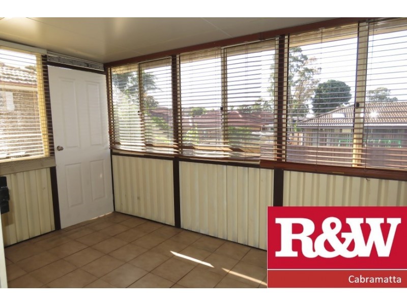 8 Gove Avenue, Green Valley NSW 2168