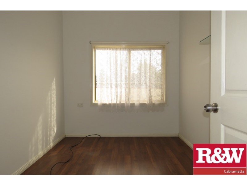 15 Eucumbene Crescent, Heckenberg NSW 2168