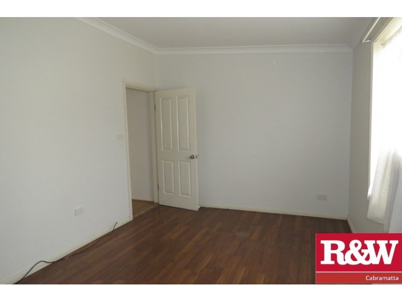 15 Eucumbene Crescent, Heckenberg NSW 2168