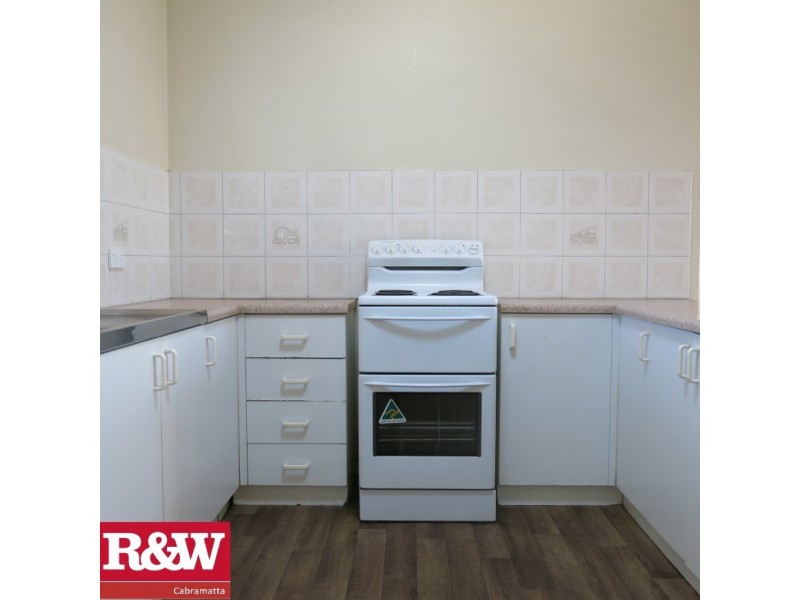 4/27 Cumberland Street, Cabramatta NSW 2166