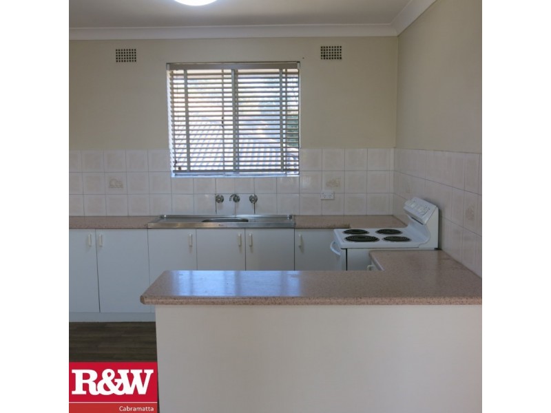 4/27 Cumberland Street, Cabramatta NSW 2166