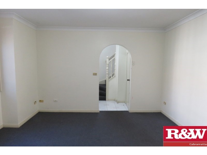 1/114 Gladstone Street, Cabramatta NSW 2166