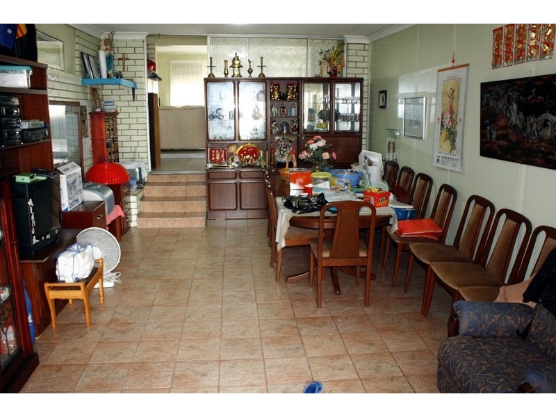 Fairfield West NSW 2165