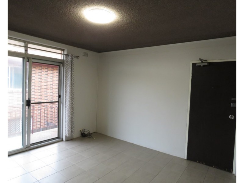 2/9 Bridge Street, Cabramatta NSW 2166