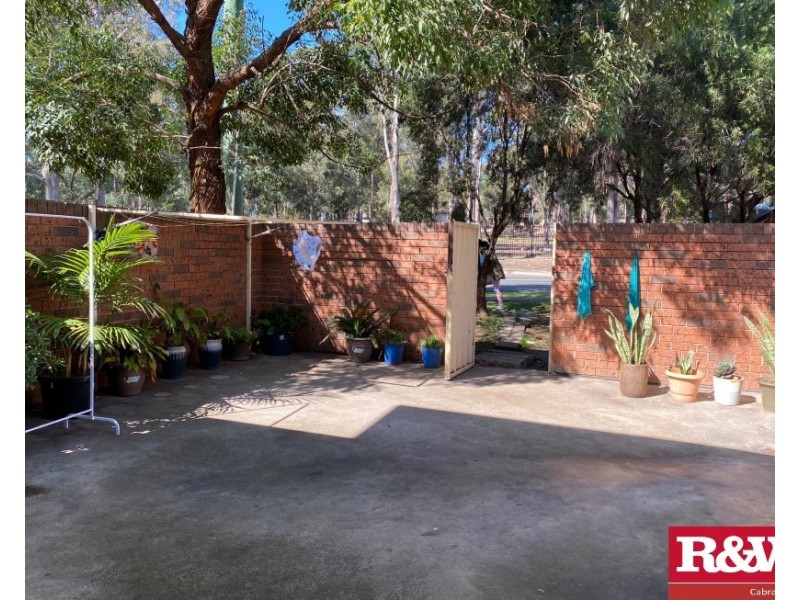 3/11-15 Greenfield Road, Greenfield Park NSW 2176