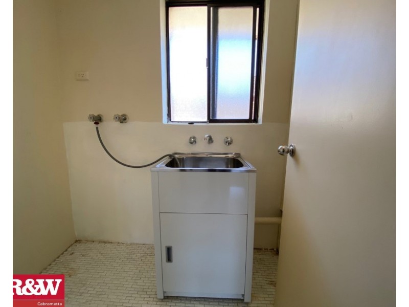 11/4-6 Fisher Street, Cabramatta NSW 2166