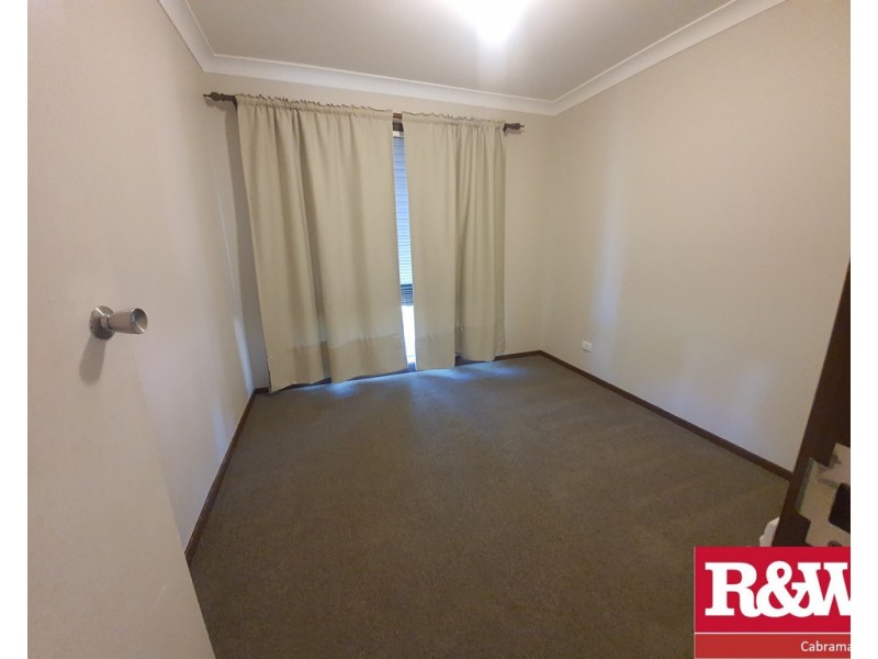 62 TUNCURRY STREET, Bossley Park NSW 2176