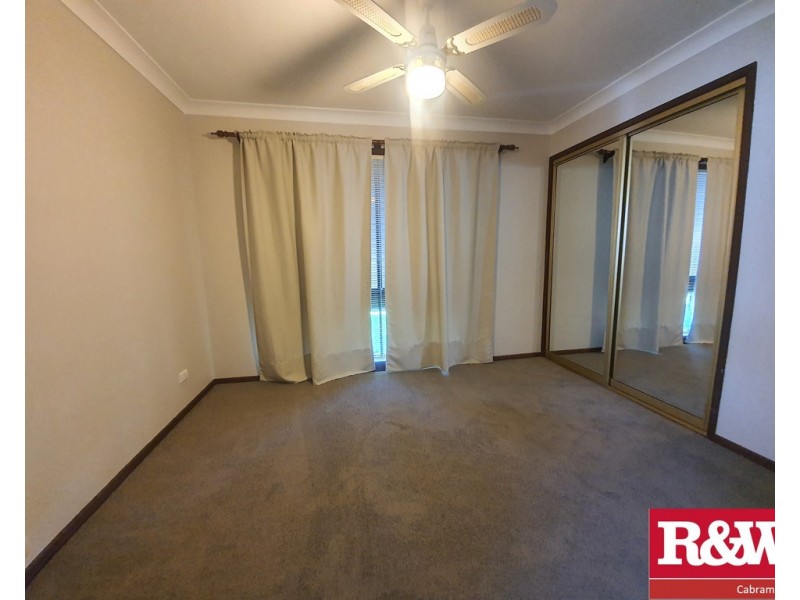 62 TUNCURRY STREET, Bossley Park NSW 2176