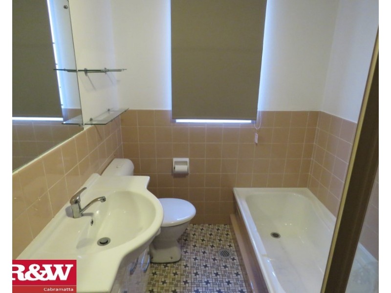 4/121 Castlereagh Street,, Liverpool NSW 2170