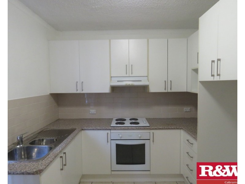 4/121 Castlereagh Street,, Liverpool NSW 2170