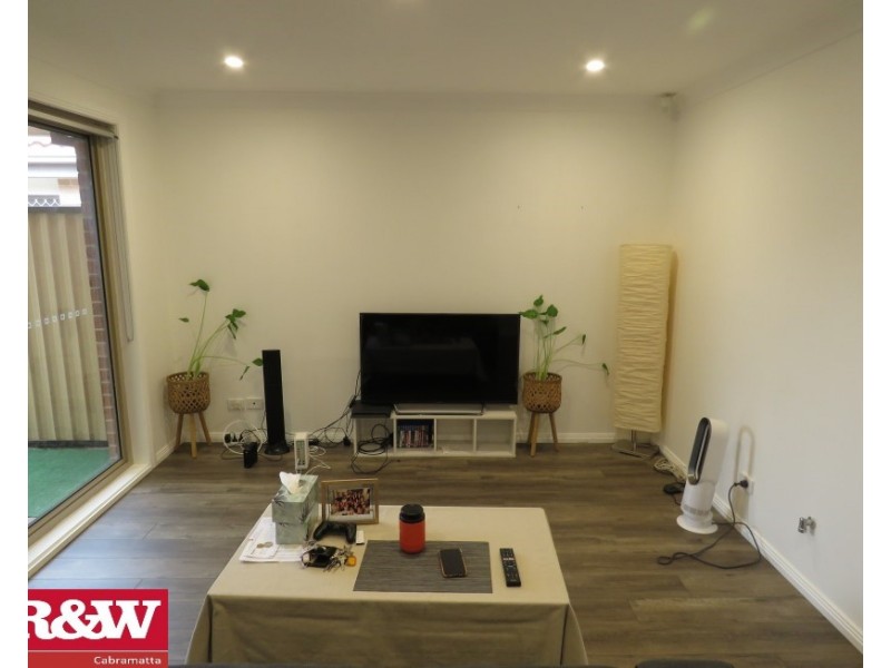 27 Sparrow Lane, Green Valley NSW 2168