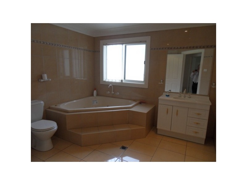 Green Valley NSW 2168