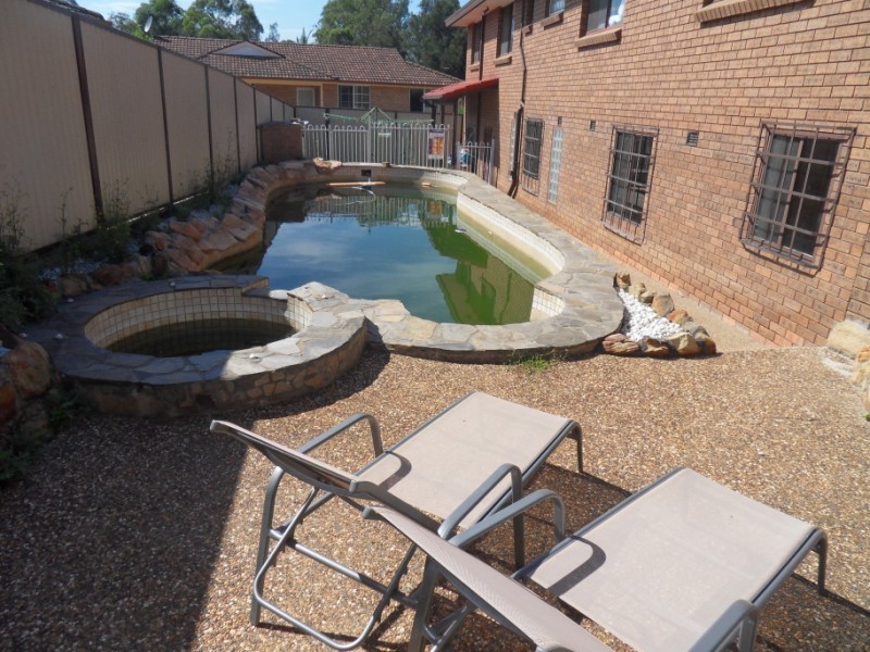 143 Edensor Road,, Edensor Park NSW 2176