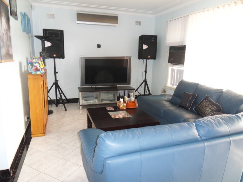 Canley Heights NSW 2166