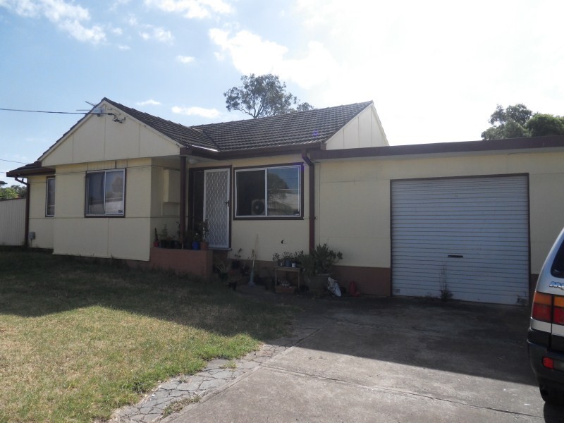 Fairfield West NSW 2165