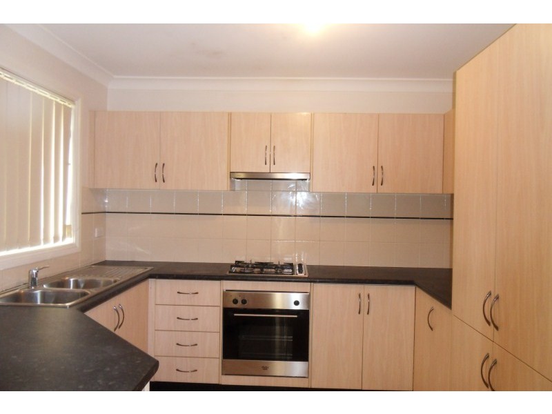 8 Senior Street, Canley Vale NSW 2166