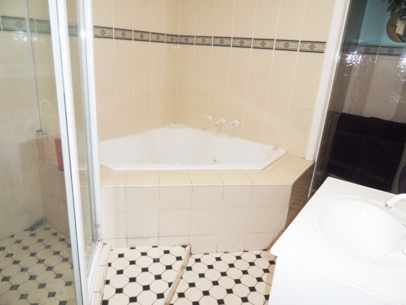 Lansvale NSW 2166