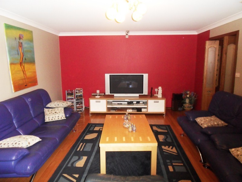 Denham Court NSW 2565