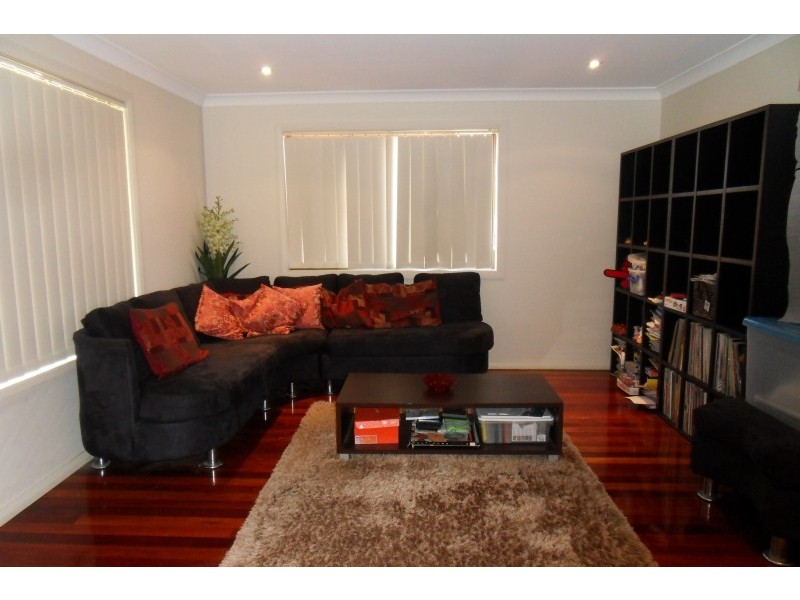 41 Province Street,, Abbotsbury NSW 2176