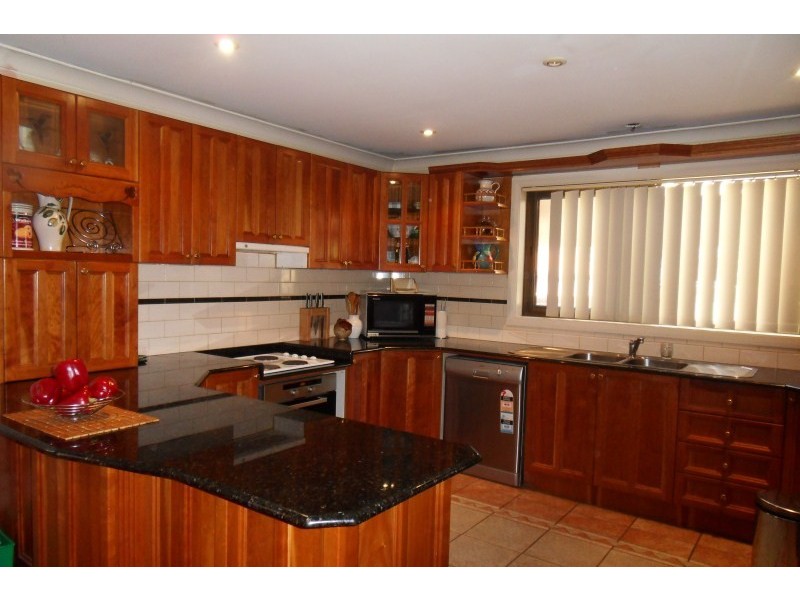 41 Province Street,, Abbotsbury NSW 2176