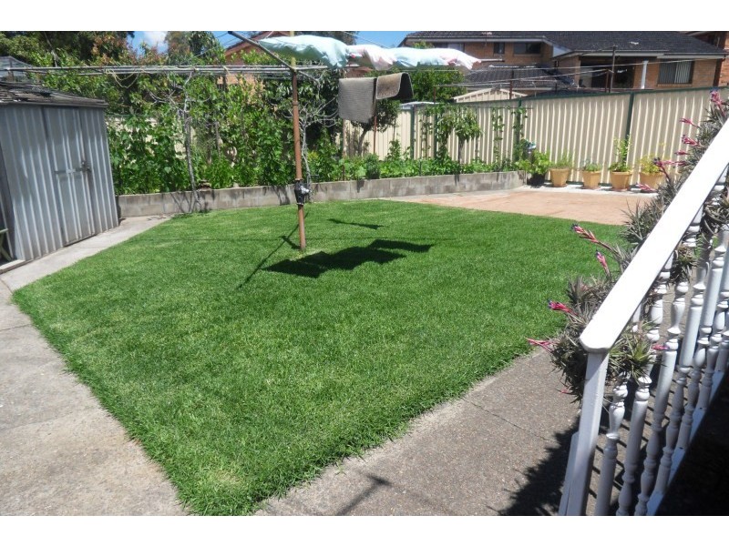 6 Concord Place, St Johns Park NSW 2176