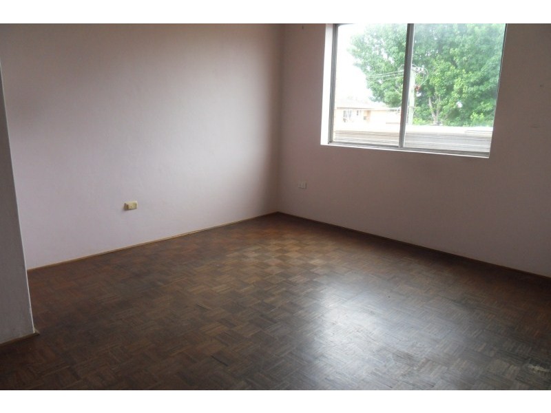 7/33 Carramar Ave, Carramar NSW 2163