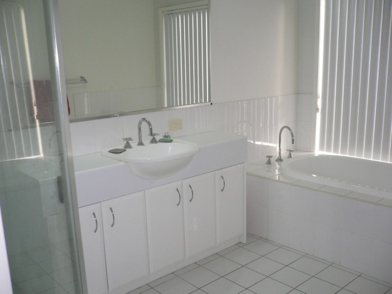 18 Hannan Place,, Prairiewood NSW 2176