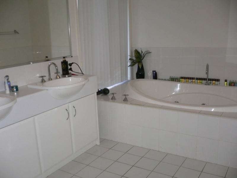 18 Hannan Place,, Prairiewood NSW 2176