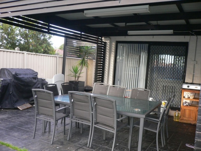 18 Hannan Place,, Prairiewood NSW 2176