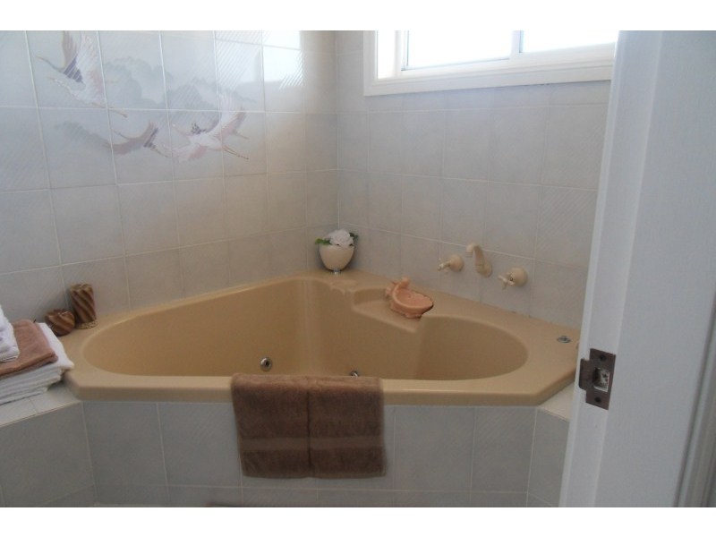 Greenfield Park NSW 2176