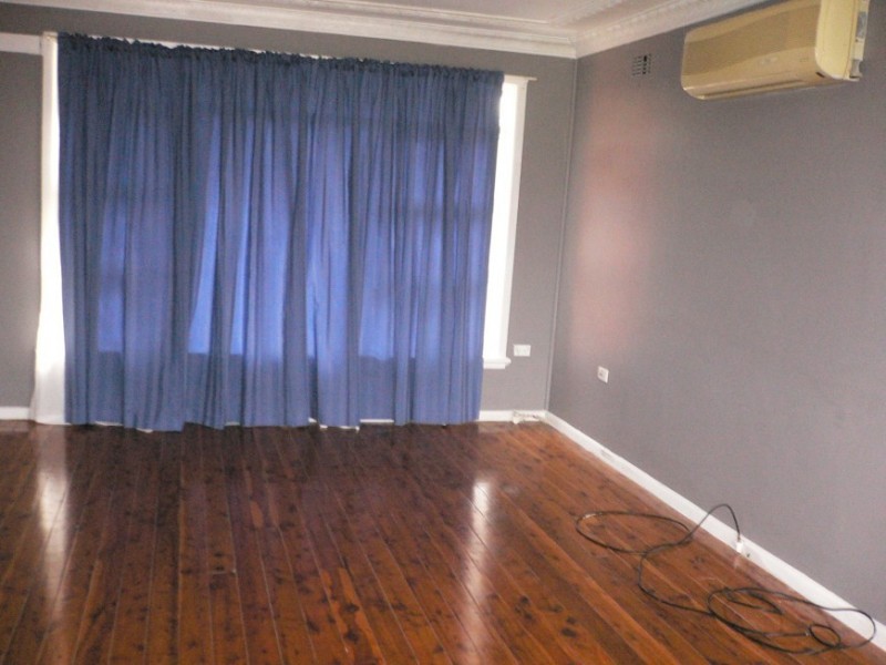 Fairfield West NSW 2165