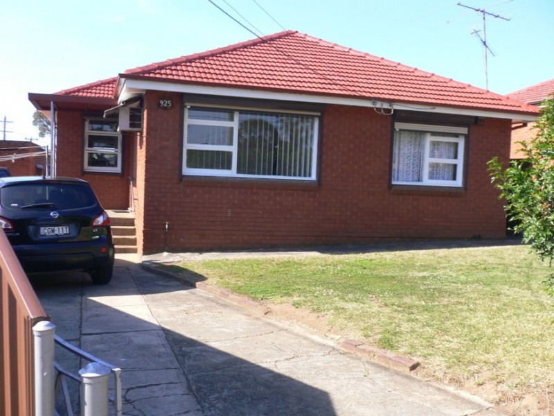 925 The Horsley Drive, Smithfield NSW 2164