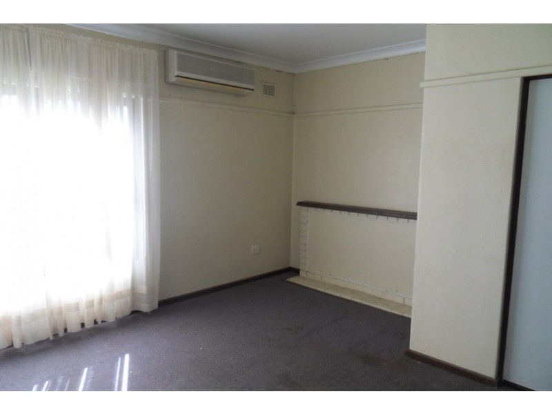 71 Gurney Road, Chester Hill NSW 2162