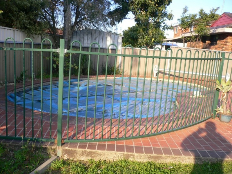 30 Saxonvale Crescent, Edensor Park NSW 2176